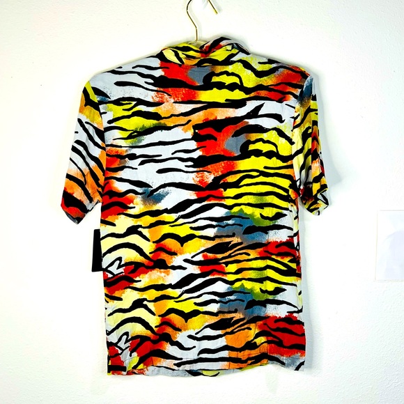 Ed Hardy Shirt Men’s Small Red Yellow Black Tiger Print All Over Print AOP NEW - Picture 6 of 7